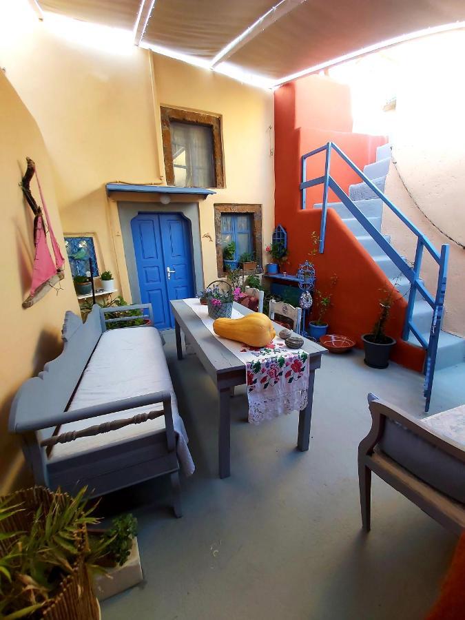 Emmantina Bed & Breakfast Mesaria